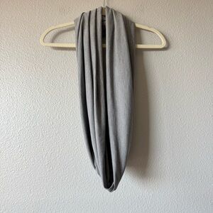 Nike Dri Fit Infinity Wrap One Size Scarf